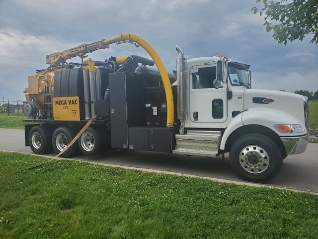 Hydro Excavation Vehicle owned by Brooks Excavation in Nashville TN